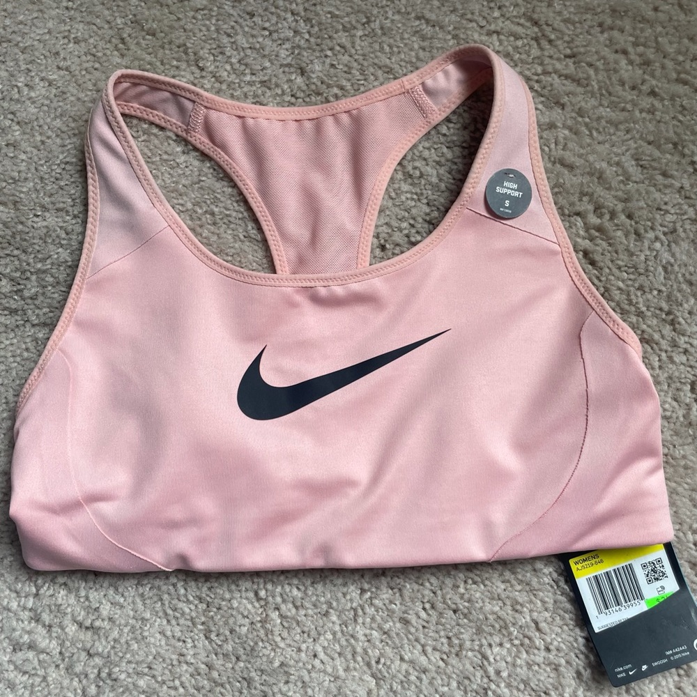 Pink and black Nike sports bra bundle